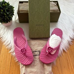 Gucci GG Chevron Pink Sandals